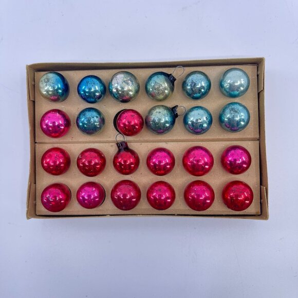 vintage miniature 15mm glass ornaments set of 24 red and blue In original box - Picture 3 of 7